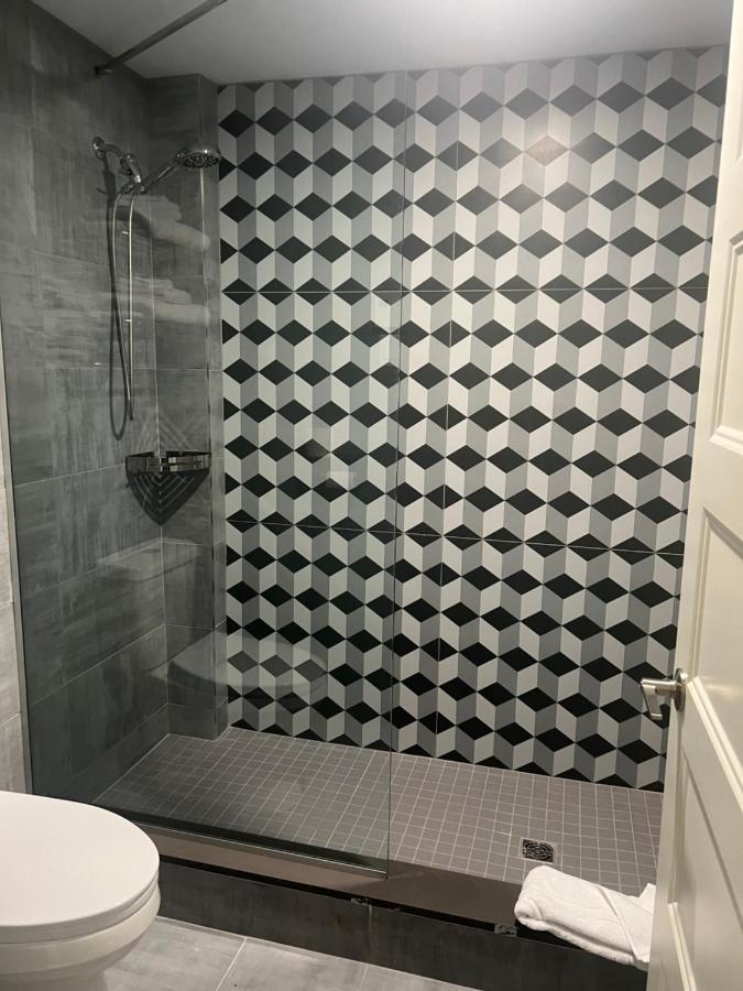 Complexe Dix80 Motel Mont-Laurier Eksteriør bilde